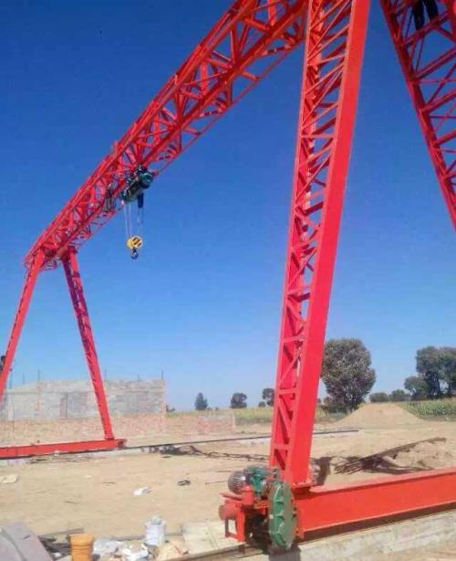 MHh型电动葫芦门式起重机